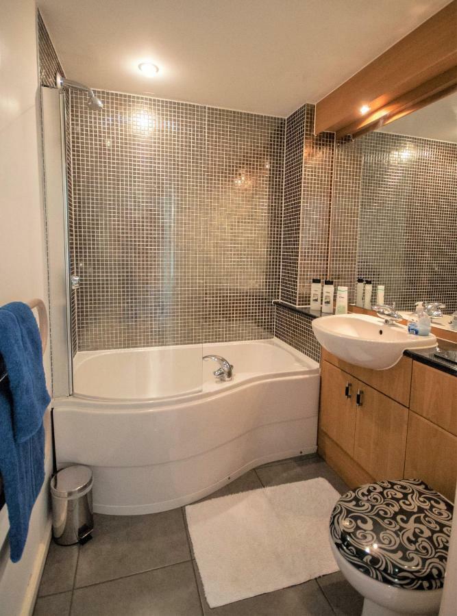 Coastal Apartments - Wales Swansea Extérieur photo