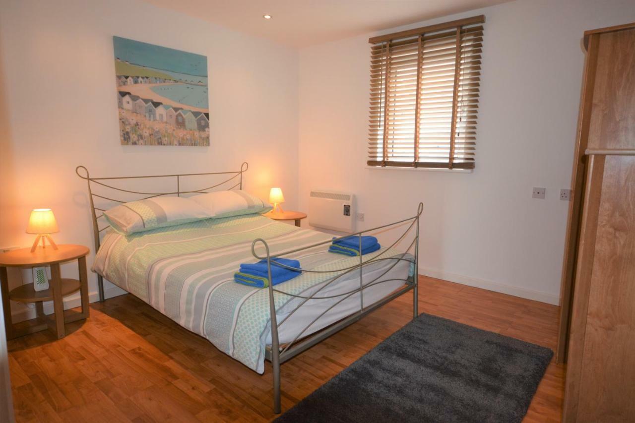 Coastal Apartments - Wales Swansea Extérieur photo